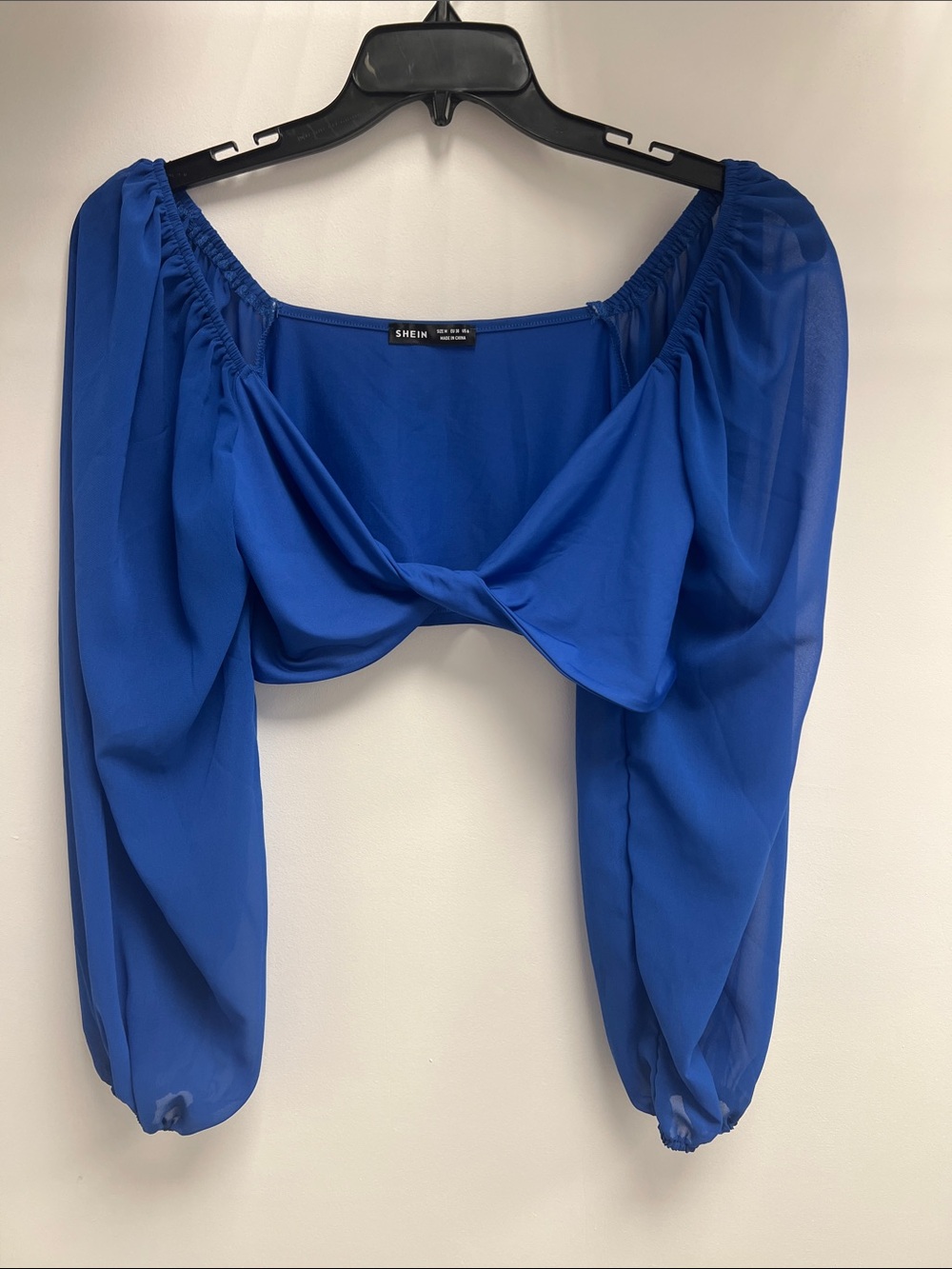 SHEIN Royal Blue Twist Front Off-Shoulder Crop Top